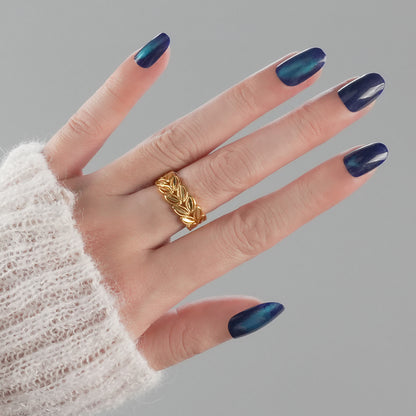 Sapphire Cat's Eye Elegance